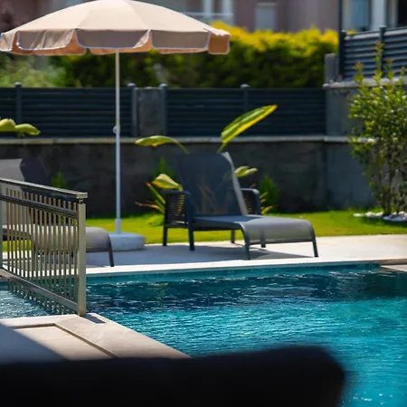 Zora Beyaz Tas Villalari Ξενοδοχείο