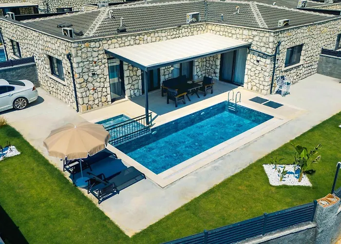 酒店 Zora Beyaz Tas Villalari *