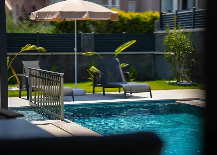 Zora Beyaz Tas Villalari Hotel