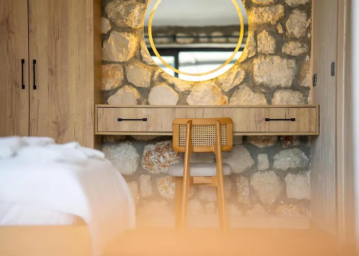 Zora Beyaz Tas Villalari Hotel *